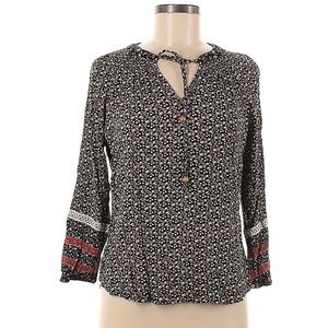 EUC Madison Bell 3/4 length sleeve pullover top with tie. Size medium.